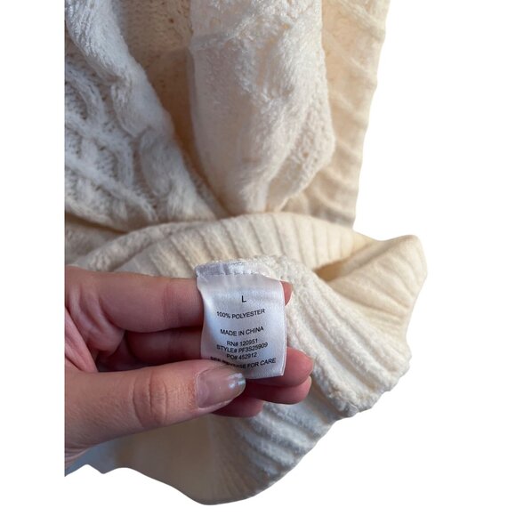 Pink Republic White Cream Cable Knit Crewneck Long Sleeve Sweater Women's Size L - Picture 3 of 4